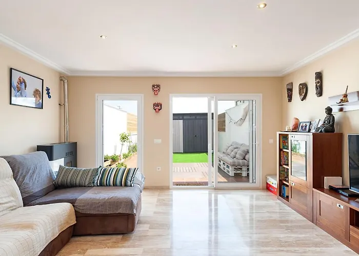 Будинок відпочинку Casa Noah - Solo Familias